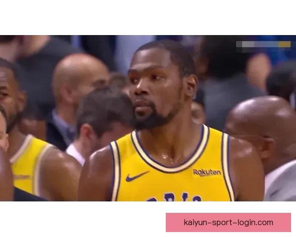 丹尼尔斯狂砍28分助老鹰近13场12胜双杀勇士梅尔顿独得20分空砍