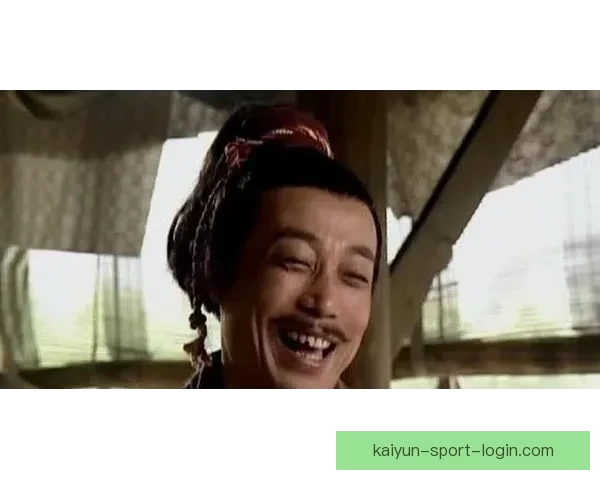悲剧源于童年阴影艾维曾自曝遭受性虐待导致荒唐行为
